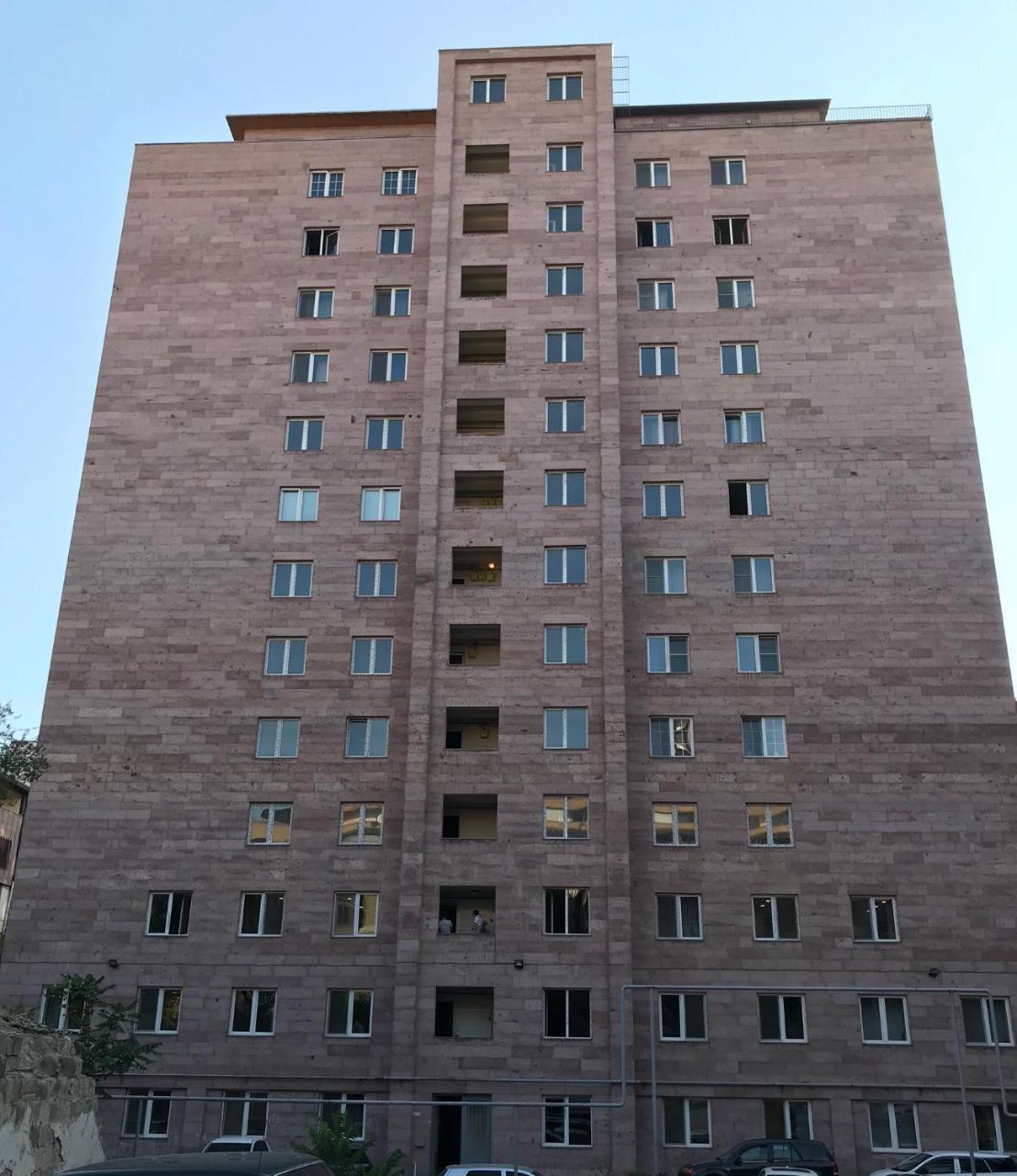 North Avenue Loft Apartments يريفان المظهر الخارجي الصورة